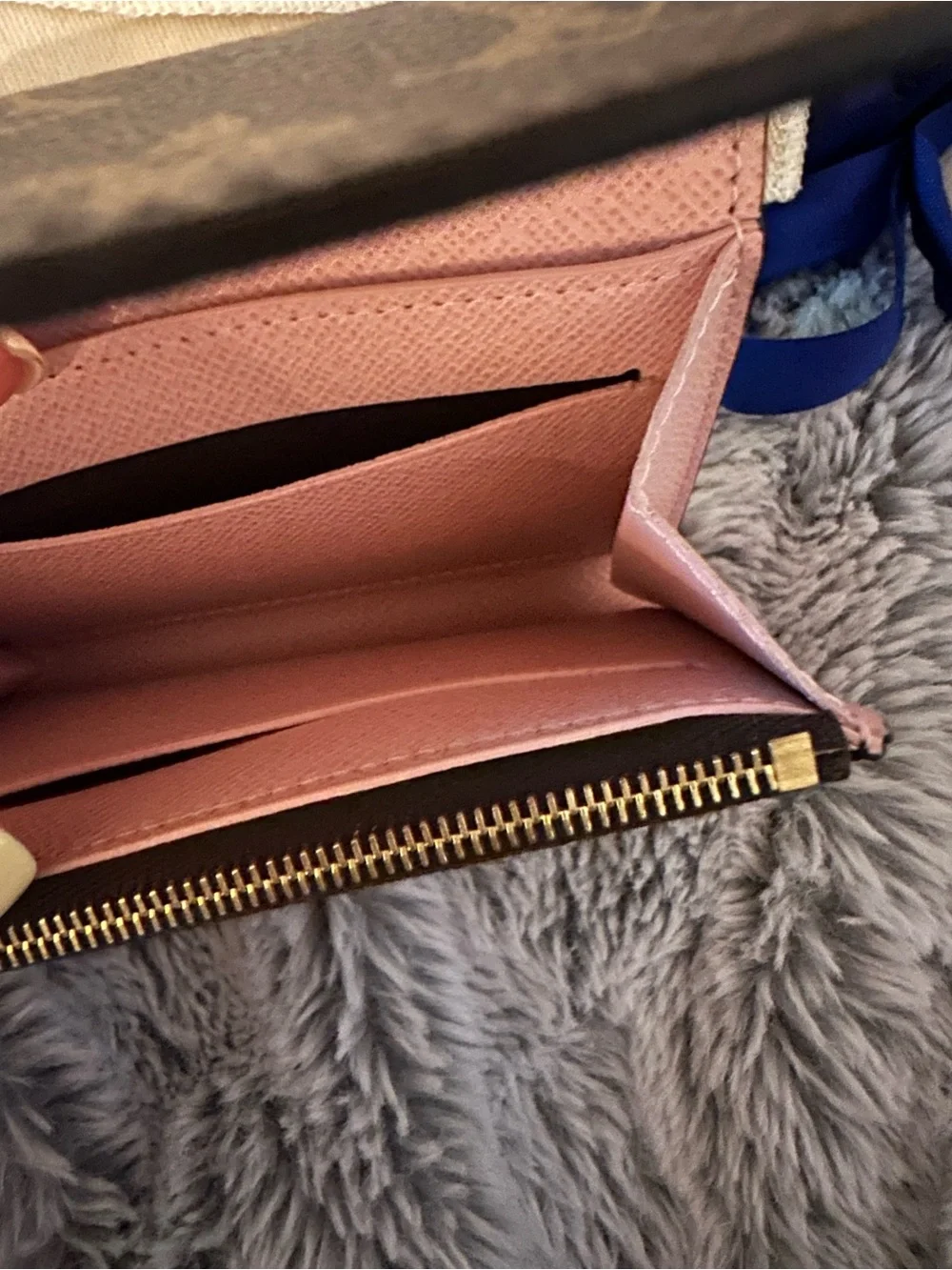 Louis Vuitton Rosalie Wallet - Picture 7 of 8